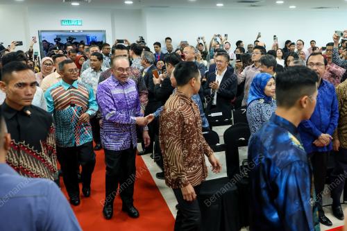 DATUK SERI ANWAR IBRAHIM