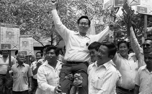 HARI PENAMAAN CALON KEPONG