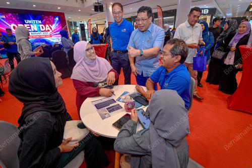 PERASMIAN HARI TERBUKA UNITEN