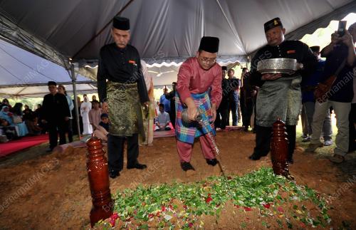 SG13_09092018_KEBUMI_BN201809087718
