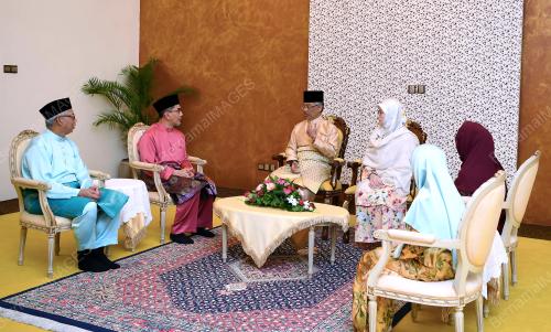 SG13_10052019_AGONG_UITM_BN201905079042