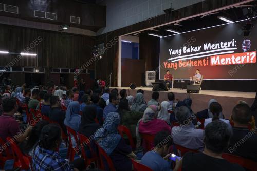 RAFIZI RAMLI