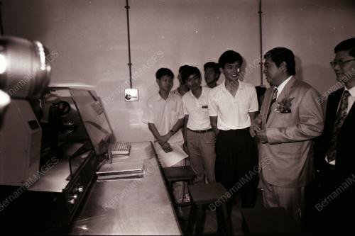 DATO' SERI DR LING LIONG SIK