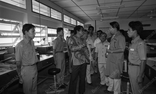 SG13_13032015_LAWAT_PUSAT