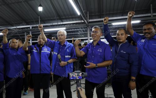 DATUK SERI ISMAIL SABRI YAAKOB