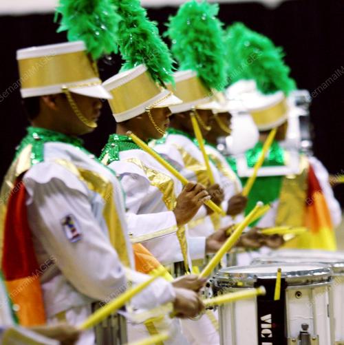 PERTANDINGAN BAND