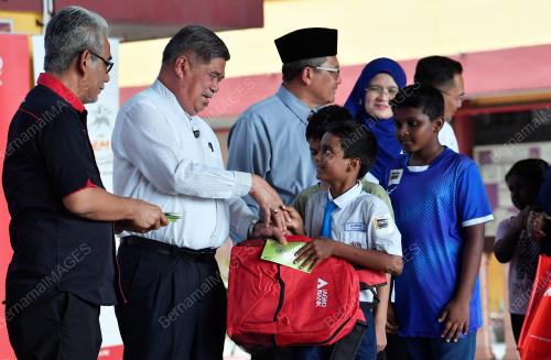 DATUK SERI MOHAMAD SABU