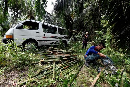 PEMBUATAN PELITA PANJUT