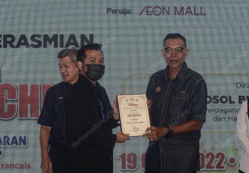 DATUK ROSOL WAHID