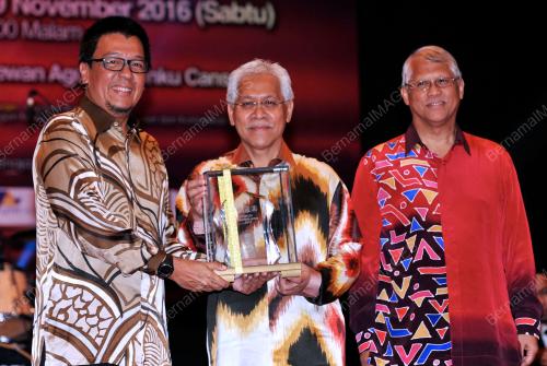SG13_19112016_UITM