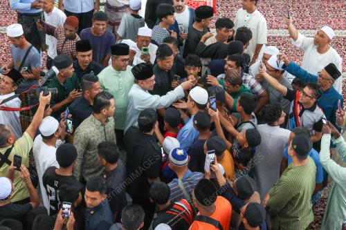 DATUK SERI ANWAR IBRAHIM