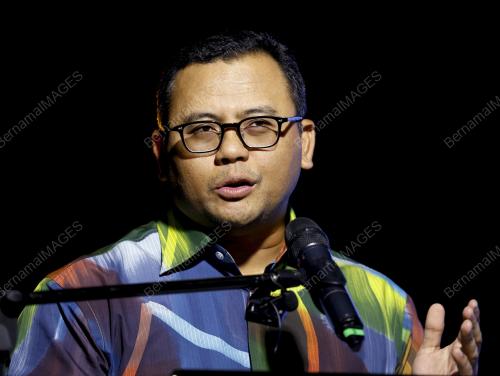 DATUK SERI AMIRUDIN SHARI