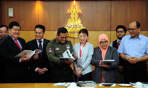 SG13_23082019_BUKU_BN201908228869