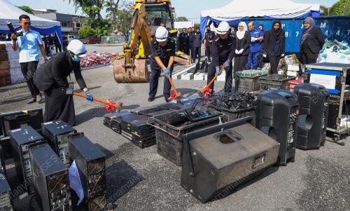 PELUPUSAN BARANG KES IPD KLANG UTARA