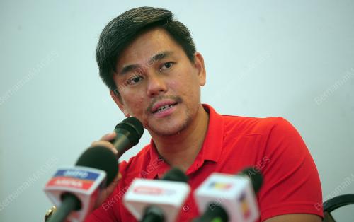 MENANDATANGANI PERJANJIAN PENAJAAN ANTARA FAS DAN LES COPAQUE