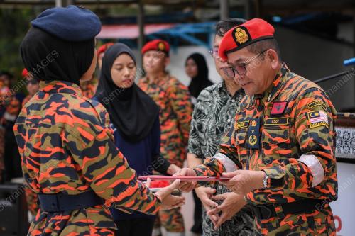 DATUK NORAZAM KHAMIS