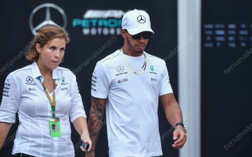 SG13_28092017_F1