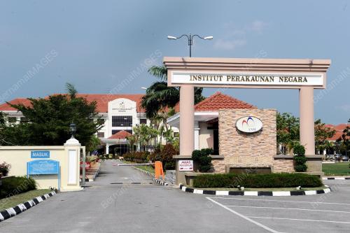 SG13_29042013_INSTITUT