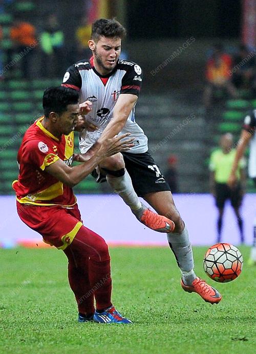 SG14_01102016_BOLA