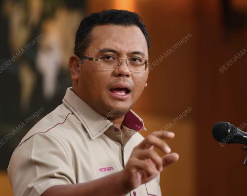 DATUK SERI AMIRUDIN SHARI