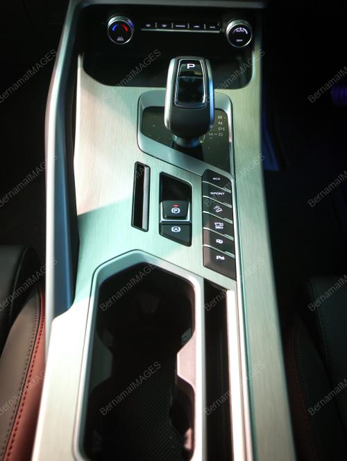 PROTON X50 2024