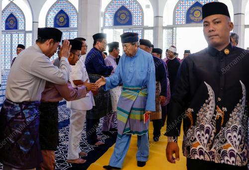 SULTAN SHARAFUDDIN IDRIS SHAH