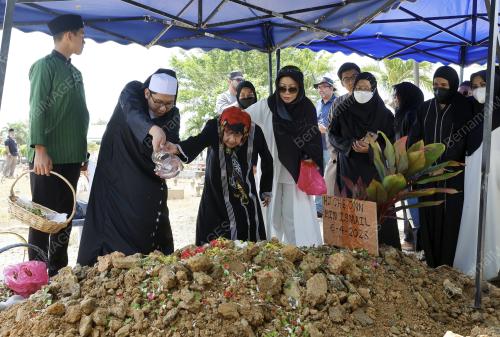 PUAN SRI HALIMAH ABDUL HAMID