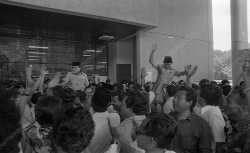 HARI PENAMAAN CALON SELAYANG