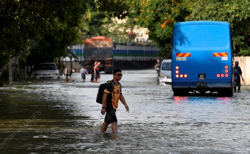 BANJIR KILAT TAMAN SRI MUDA SEKSYEN 25 SHAH ALAM