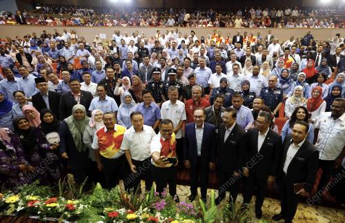 DATUK SERI ANUAR IBRAHIM