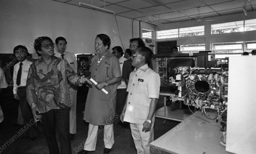 SG14_13032015_LAWAT_PUSAT