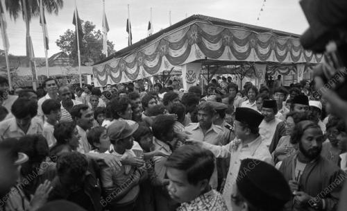 SG14_14012015_PM_BANGUNAN_UMNO
