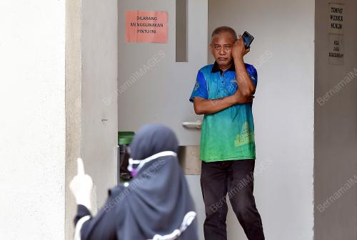 MANGSA BUNUH SEORANG PENSYARAH KOLEJ