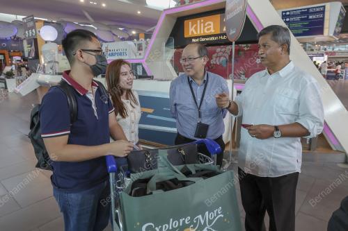 DATUK SERI SARIPUDDIN KASSIM