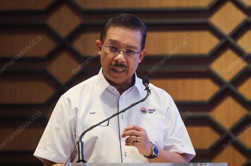 TAN SRI MOHD ZUKI ALI