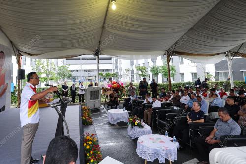 DATUK SERI AMIRUDIN SHARI