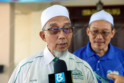 ROSLI MOHD HUSSEIN