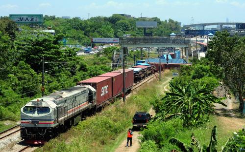 TREN KARGO TERGELINCIR