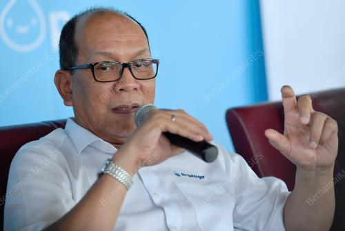 IR IZHAM HASHIM