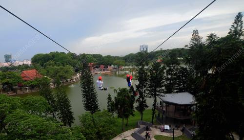 KEMUDAHAN SUKAN BARU ZIP LINE DI SHAH ALAM