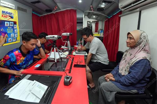 MANGSA KEBAKARAN SALURAN PAIP GAS