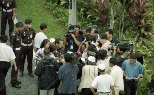 SG15_05022016_MONA_GANTUNG