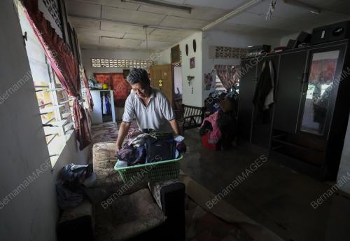 BANJIR HULU BERNAM