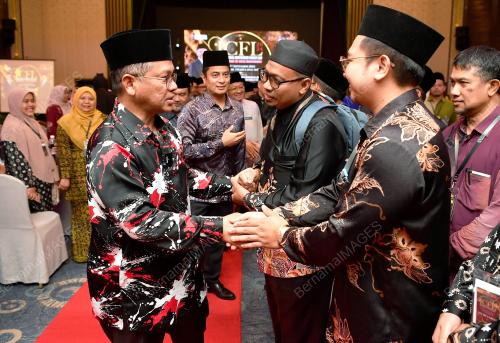 DR MOHD NA'IM MOKHTAR