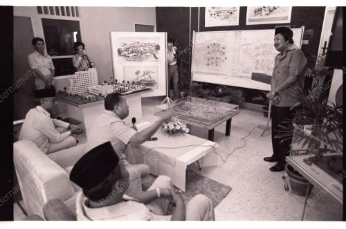 SULTAN MELAWAT