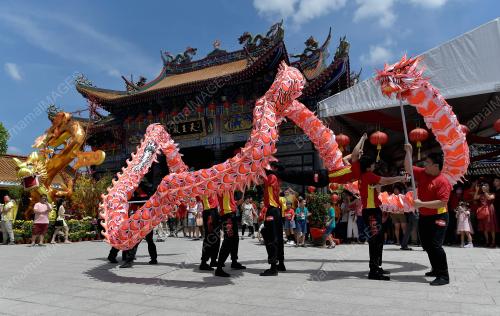TARIAN NAGA CNY 2024