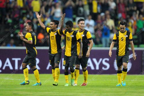 SG15_10082013_BOLA