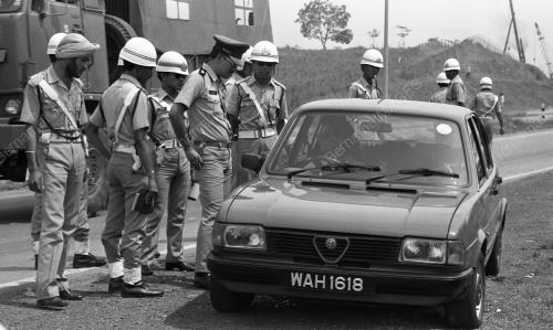 SG15_12012015_POLIS_OPERASI