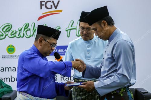 FAKHRUNNIAM OTHMAN