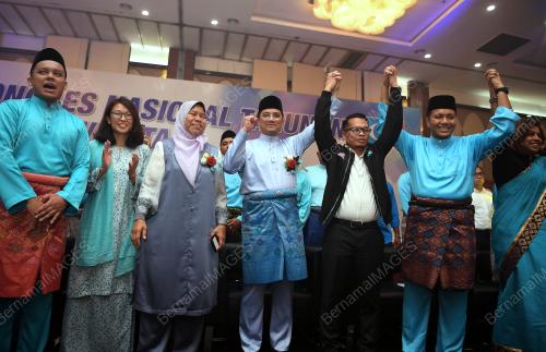 SG15_15112018_PKR_KONGRES